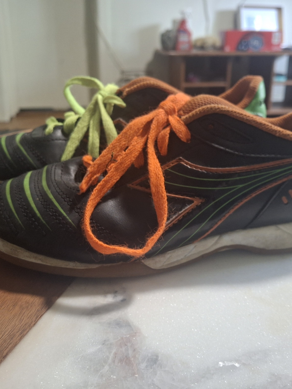 Diadora Caturra Sneakers 3.5Y - Picture 2 of 6